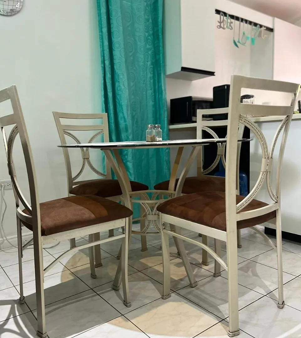 Renewed Living Villa Montego Bay Semesterbostad